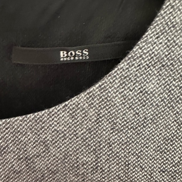 Hugo Boss dress. Size 4. - Picture 4 of 4